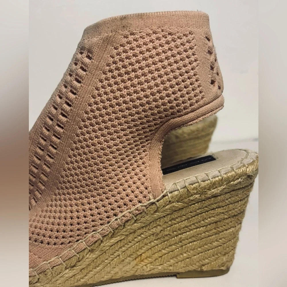 Steven by Steve Madden Loca Knit Pink Espadrille Wedge Size 9.5